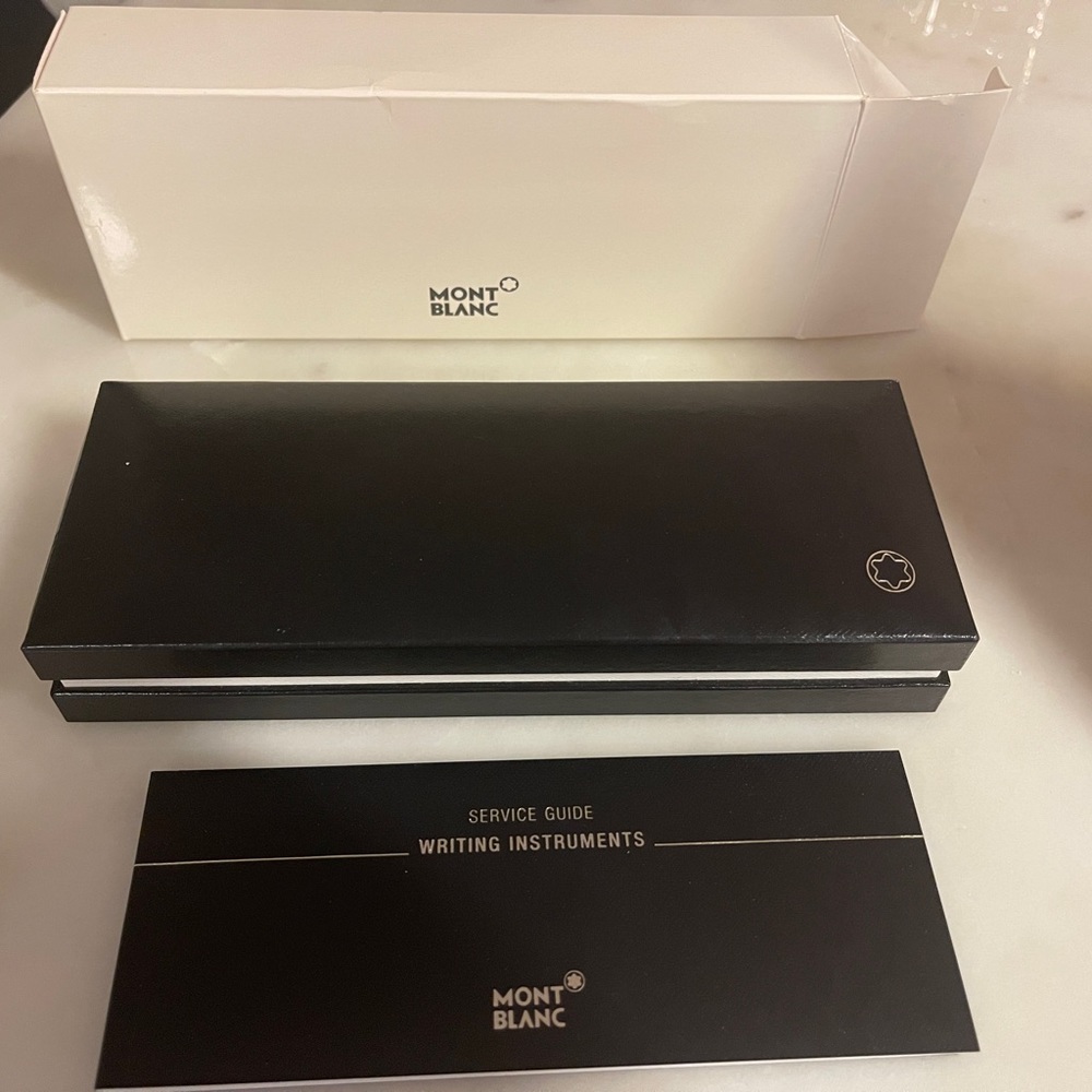 Mont blanc fountain pen